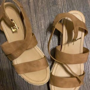 Cute pump Sandals